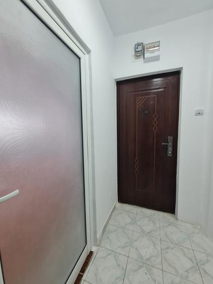 Vanzare apt 3 camere transformat in 2 camere, in Galati, Micro 39A, centrala
