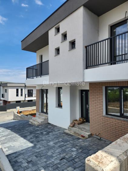 Casa tip cvatruplex,4 camere, mp teren, Zona Terra - 2