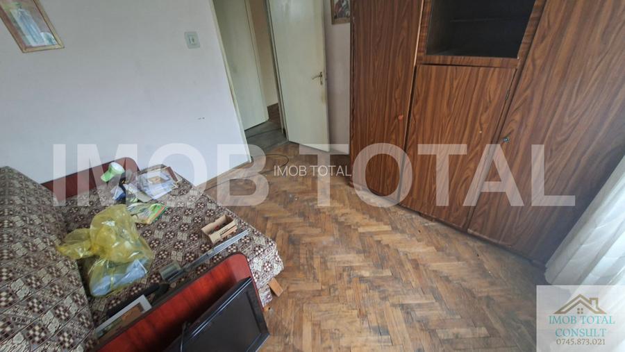 Apartament 3 camere Craiovei etaj 3/4 - 8