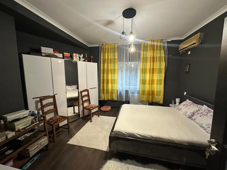 2 camere renovat | Piața Romană–B-dul Bălcescu | Etaj 1/ Renovated Piața Romană