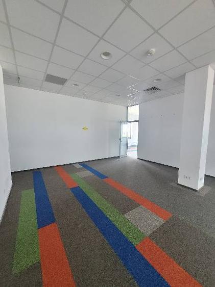 Iride Business Park cladirea 10, Pompei, 298 - 615 mp  0% comision!