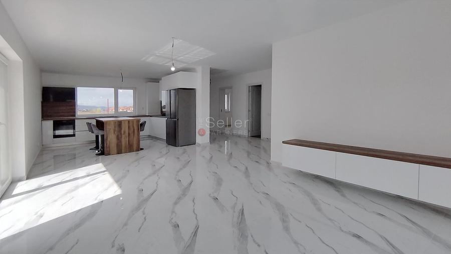 Vila Construtie Noua- Sampetru
