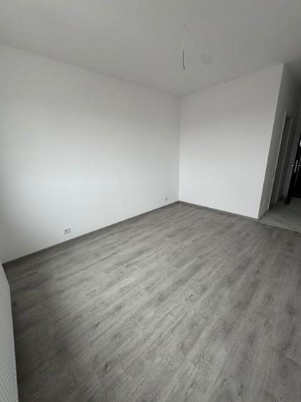 GARSONIERA DECOMANDATA-BLOC DE 3 ETAJE FINALIZAT-GATA DE MUTARE