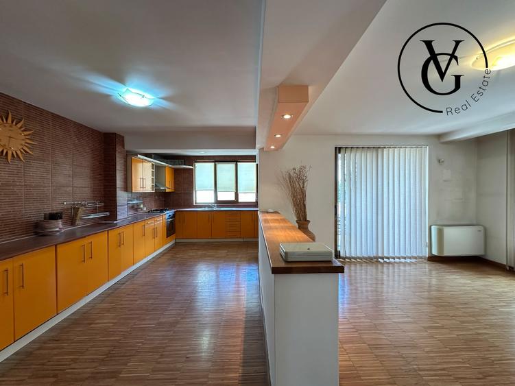 Vila moderna D+P+E | zona ultracentrala Tulcea