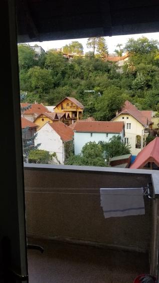 Apartament in vila, ultracentral cu priveliste