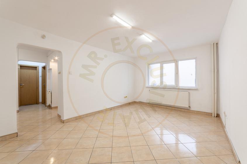 Spatiu Comercial 50 mp, Trafic Intens Auto si Pietonal, Vad Comercial