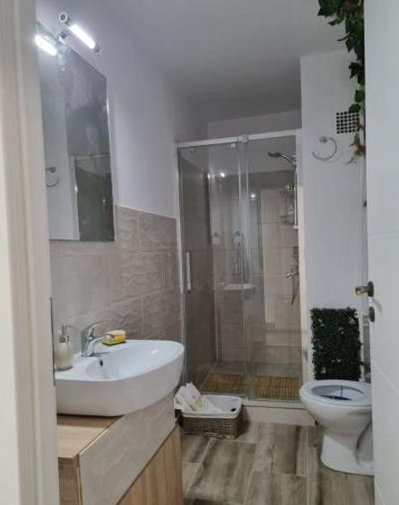 APARTAMENT 2 CAMERE SEMIDECOMANDAT CONFORT 1 ZONA GARA