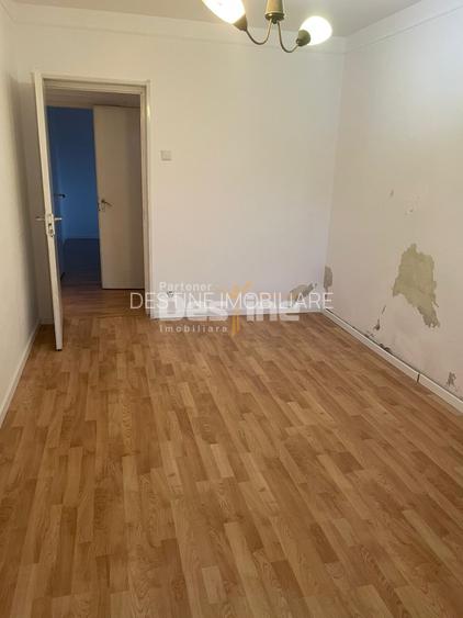 DE VANZARE AP 3 CAMEREIN DRUMUL TABEREI - 2