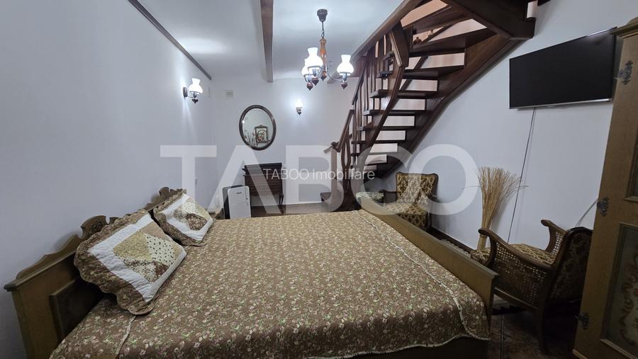 Apartament de vanzare cu 2 camere pretabil regim hotelier Piata Mare - 2