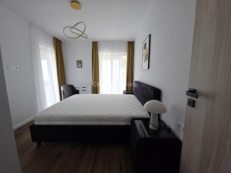 Apartament cu 3 camere lux zona La Terenuri - 16