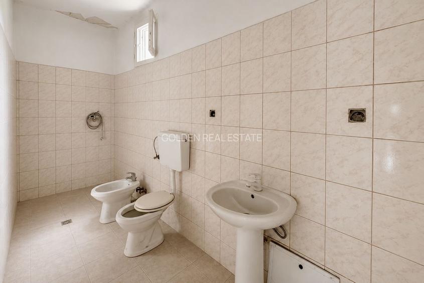 Casă din cărămidă, 6 camere, zona Pârneava, str. Eftimie Murgu - 12