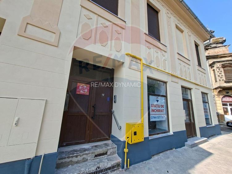 Spațiu comercial 75 mp  Piata Catedralei. Vitrină  si acces din stradă - 5