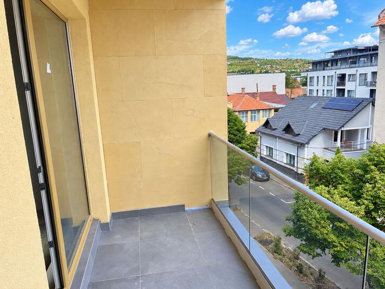 Apartament 3 camere, etajul 3, bloc nou 2026, zona str Burebista