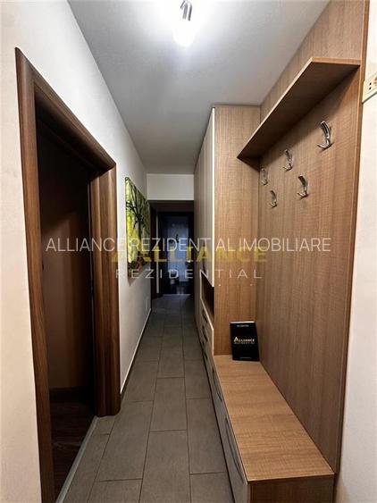 Apartament 3 camere - Aparatorii Patriei - 11