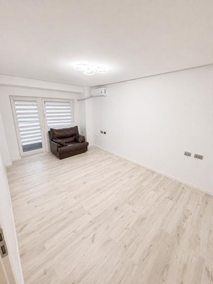 Apartament 3 camere | Bulevardul Decebal | complet renovat | 89,87 mp total