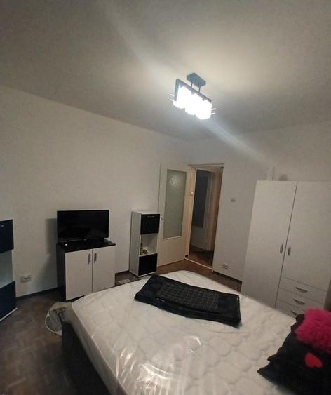 Aparatorii Patriei/Metrou-Apartament 2 camere