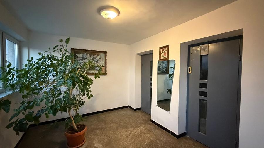 Garsoniera, semidecomandata, 32 mp, balcon, ac, metrou aproape, Drumul Taberei