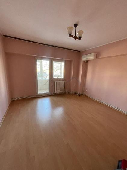 Apartament 2 camere decomandat Pacurari etajul 1