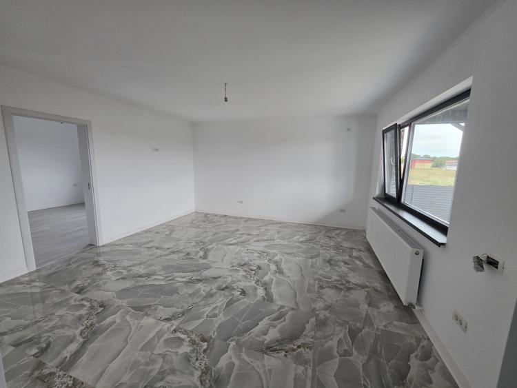 Exclusivitate, casa la sol cu posibilitate de mansardare, 3 camere, Valu lui Tr!