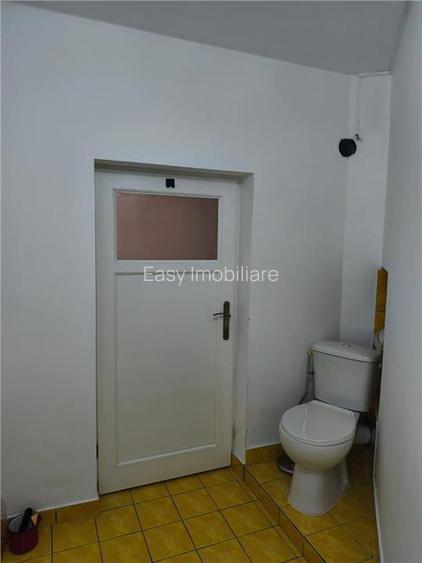 Casa 160 Mp Zona Exclusivista Zona Linistita Semicentral Curte Locuri de Parcare - 23