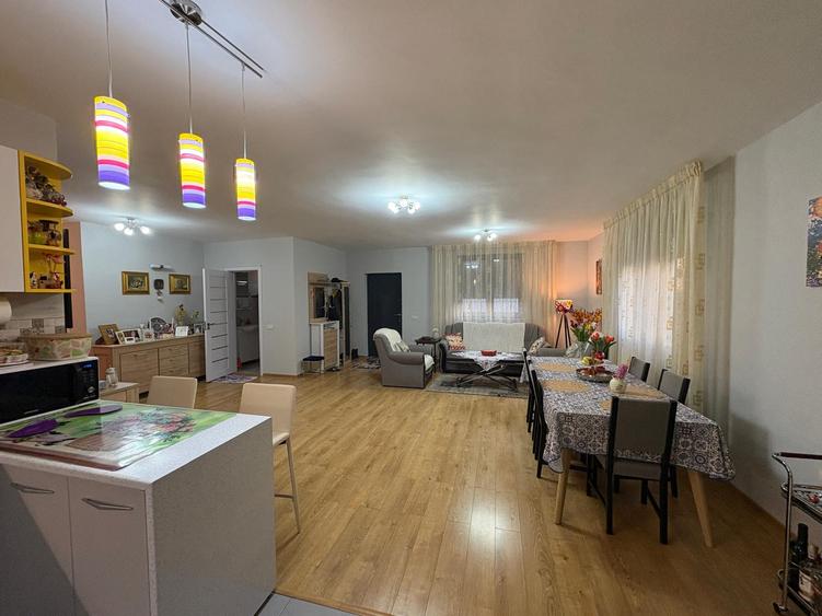 Casă modernă 2020 | 4 camere | 100 mp utili | Teren 526 mp | Panouri fotovoltaic