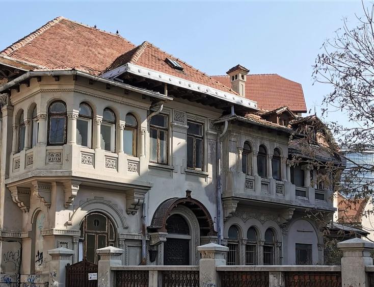 Vilă interbelică | Universitate – Proprietate de excepție cu valoare istorică