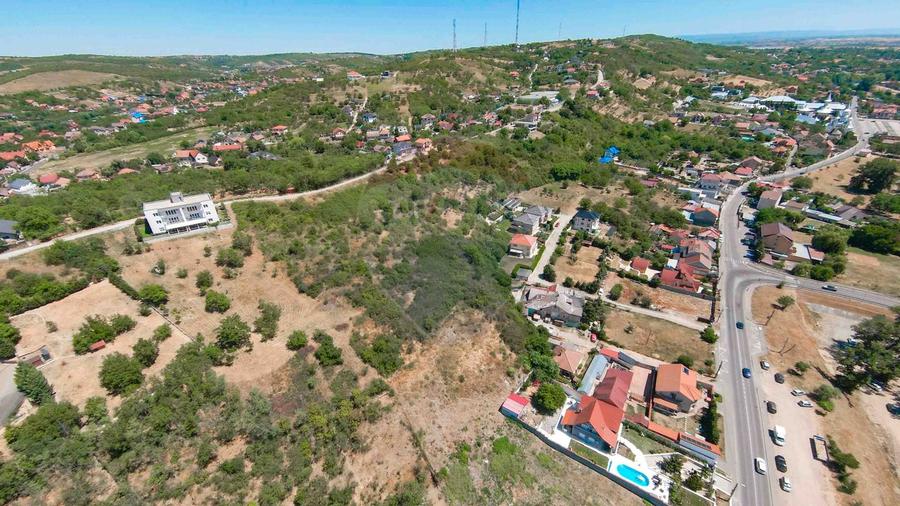 De vânzare Teren în Oradea, cu panoramă, 4506 mp, zona Dealuri