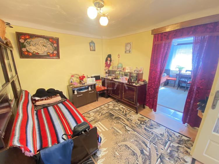 Casa cu Garaj- Zona Teius