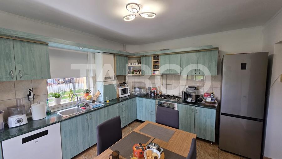 Duplex spatios de vanzare in Sebes Drumul Petrestiului