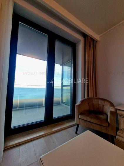 3 Camere de Lux - vedere frontala la mare in Faleza Nord