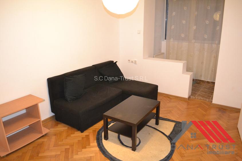 Apartament de închiriat cu 2 camere Ultracentral, strada Eminescu - 9