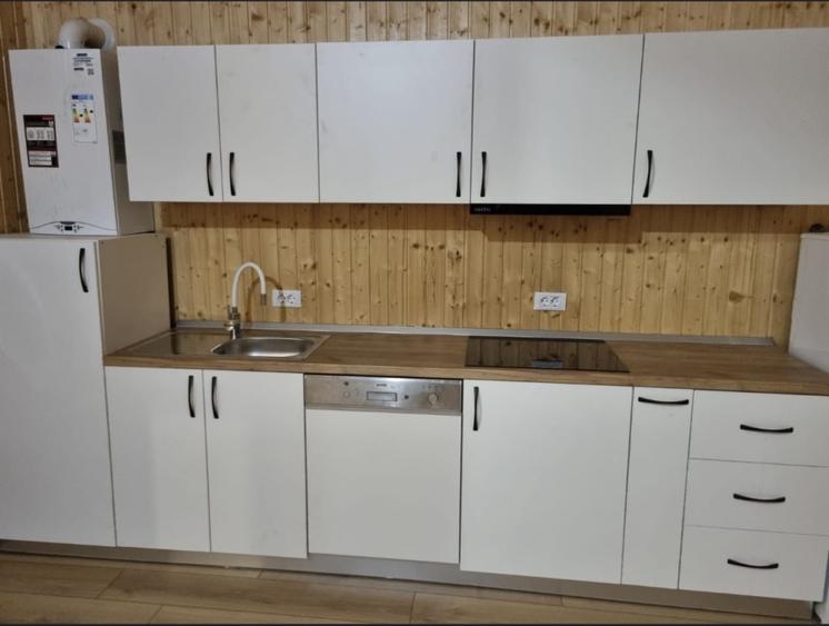 Cabană de vacanță | 3 camere | 82 mp | Situată la 23 km de Sebeș |