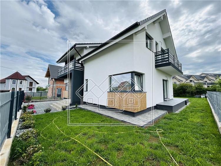 Casa individuala, 487 mp teren, finisata la alb, 147mp utili, Cristian