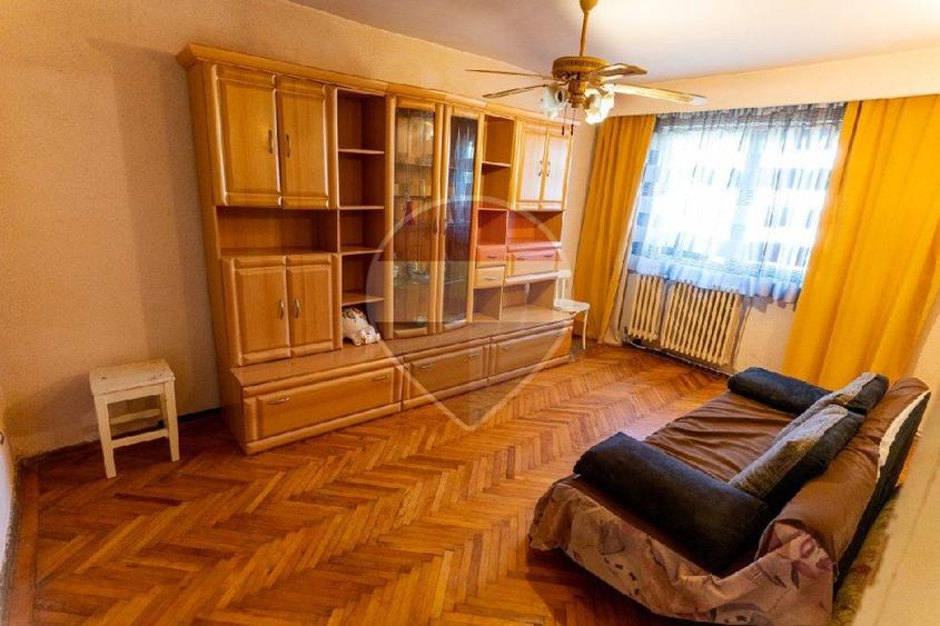 Apartament de vanzare 2 camere,Hunedoara