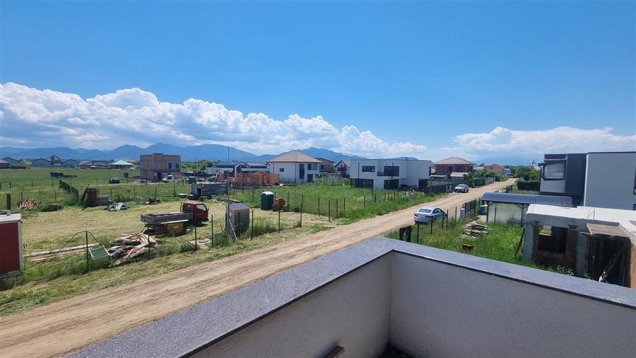 Vila moderna de 5 camere zona Sanpetru Brasov