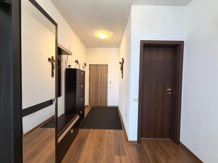 Apartament 2 camere, 63 mp utili, Etaj intermediar, Bloc nou- Lift + parcare