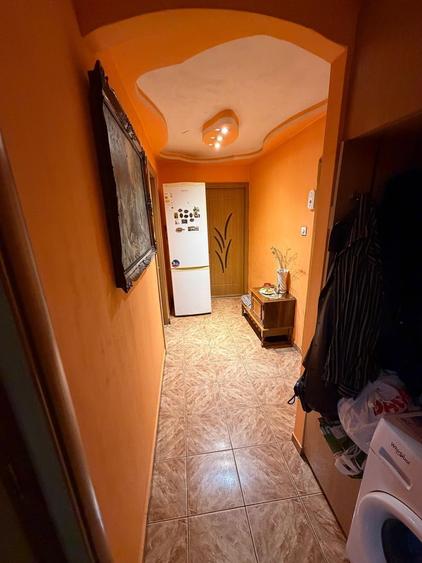 Apartament 2 camere, decomandat - zona Industriala (Sub Stadion)