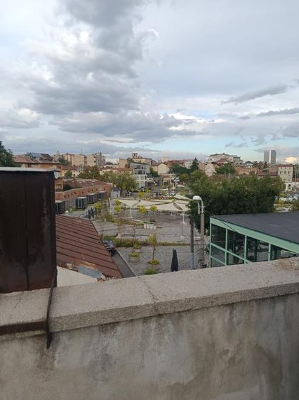 Propun spre vânzare o proprietate într-o zonă centrală Piața Victoriei