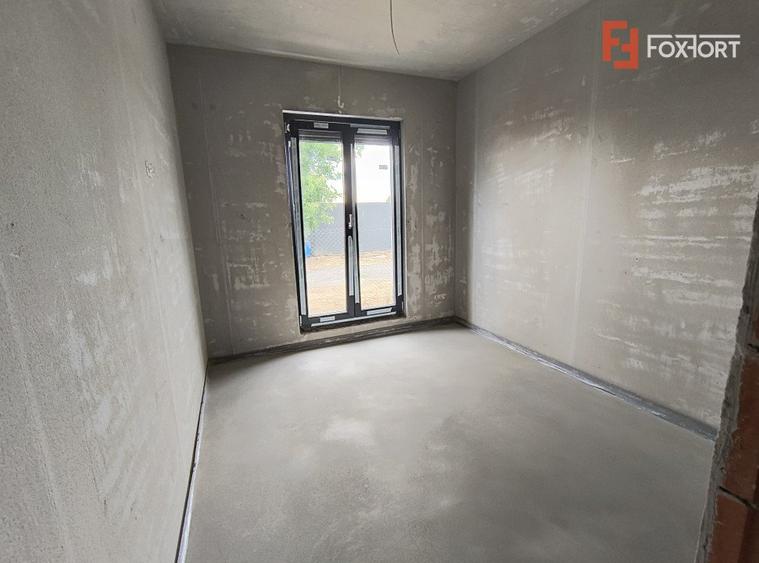 Casa individuala cu 4 camere si teren de 860 mp, zona Giroc