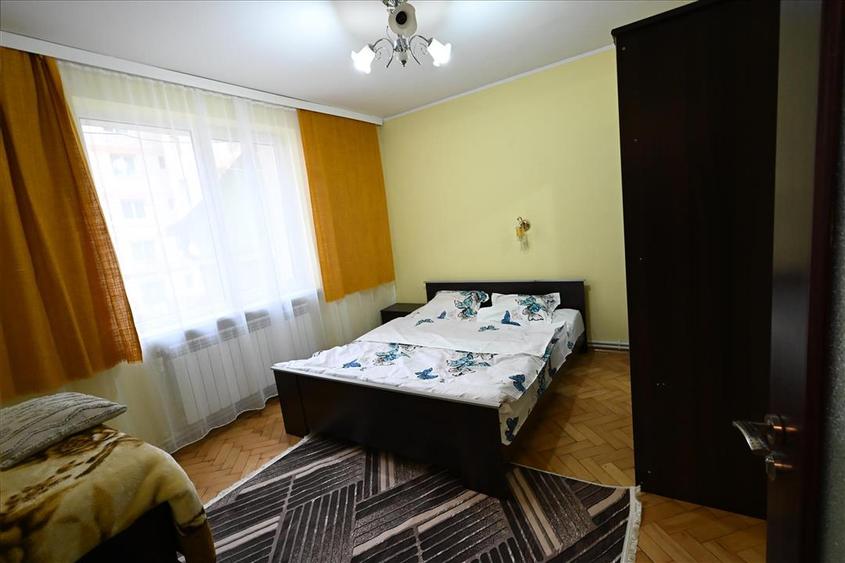 Apartament 2 camere De Inchiriat Ultracentral Cu loc Parcare