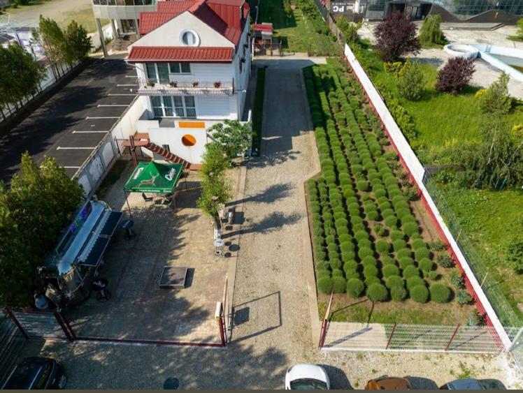 Spatiu comercial & teren, ideal pentru sediu firma / constructie