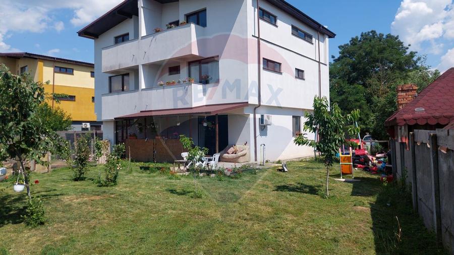 Casă / Vilă cu 6 camere de vânzare in Tartasesti, Dambovita
