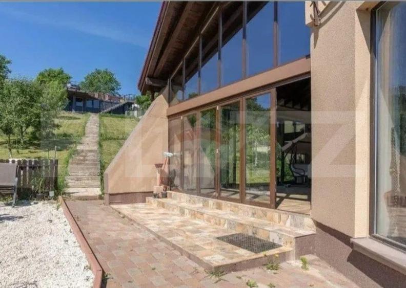 Casa individuala la cheie,160 mp utili, 2500 mp teren, zona linistita