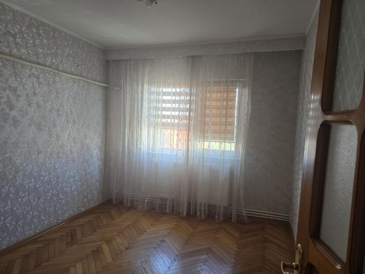 Balada | 3 camere | 72 mp | 2 bai | Centrala proprie