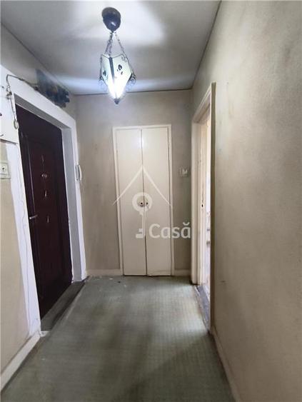 DE RENOVAT SECUILOR PIATA SUDULUI