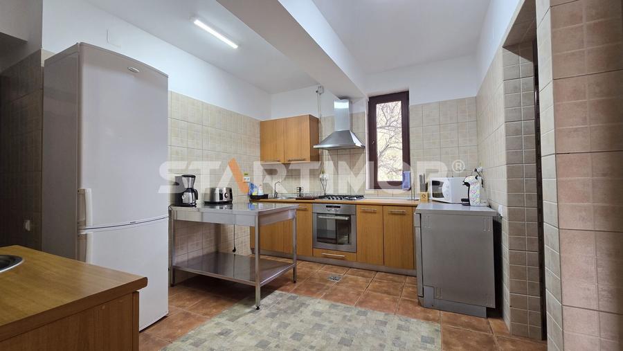 Pensiune 5 camere Bran Simon