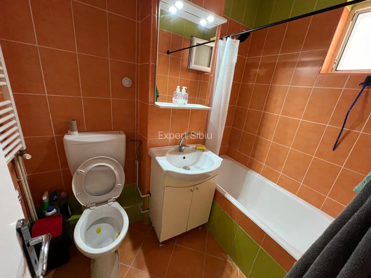 Închiriez apartament 2 camere decomandat – zona Mihai Viteazul - 8