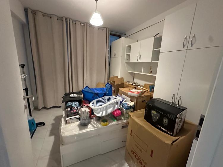 Apartament 4 camere de Vanzare Bragadiru ( zona foarte buna )