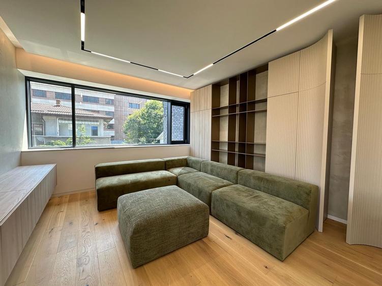 Apartament cu 4 camere, ready to move, zona Aviatorilor
