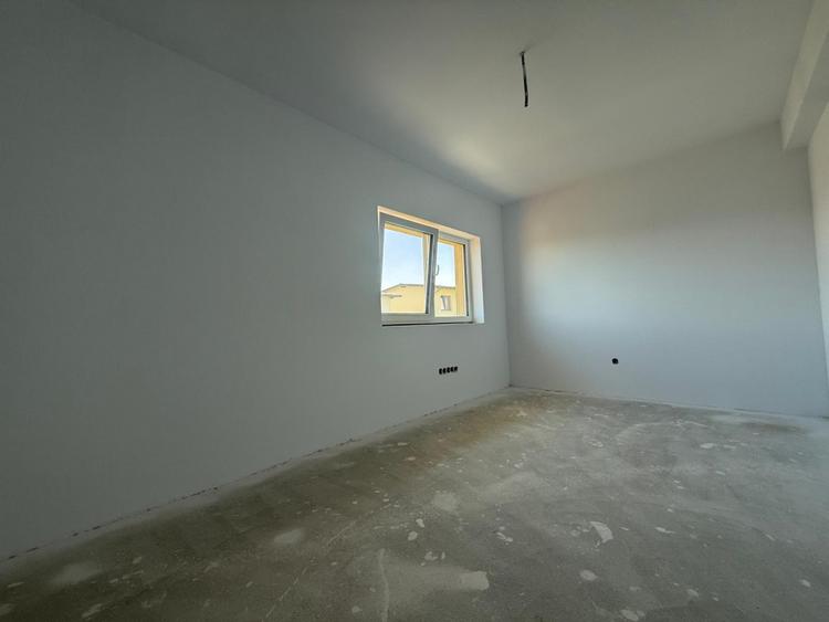 Casă Individuală | 120 mp utili | teren 438mp | Dezmir